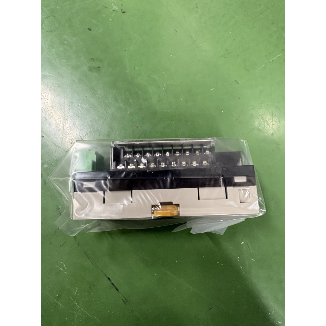 OMRON - 【新品未使用品】OMRON DRT2-ID16 2個セットの通販 by FA1's