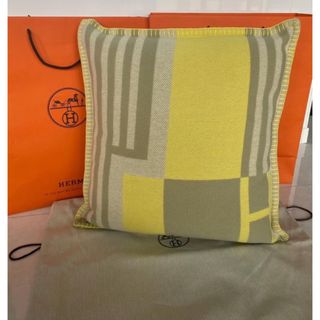 HERMES（クッション）のフリマアイテム一覧