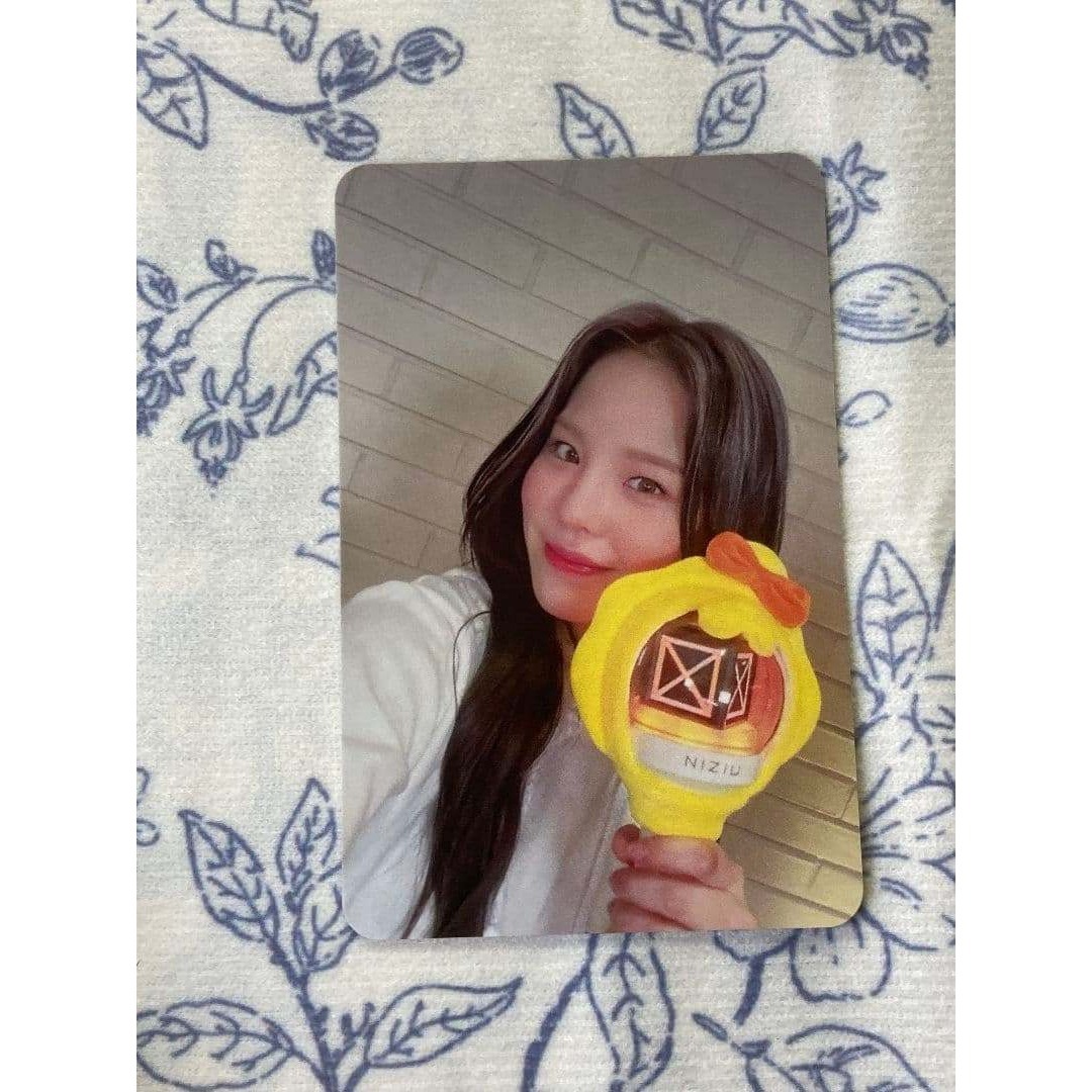 NiziU マコ 事前収録 PressPlay 2週目 サノク トレカの通販 by