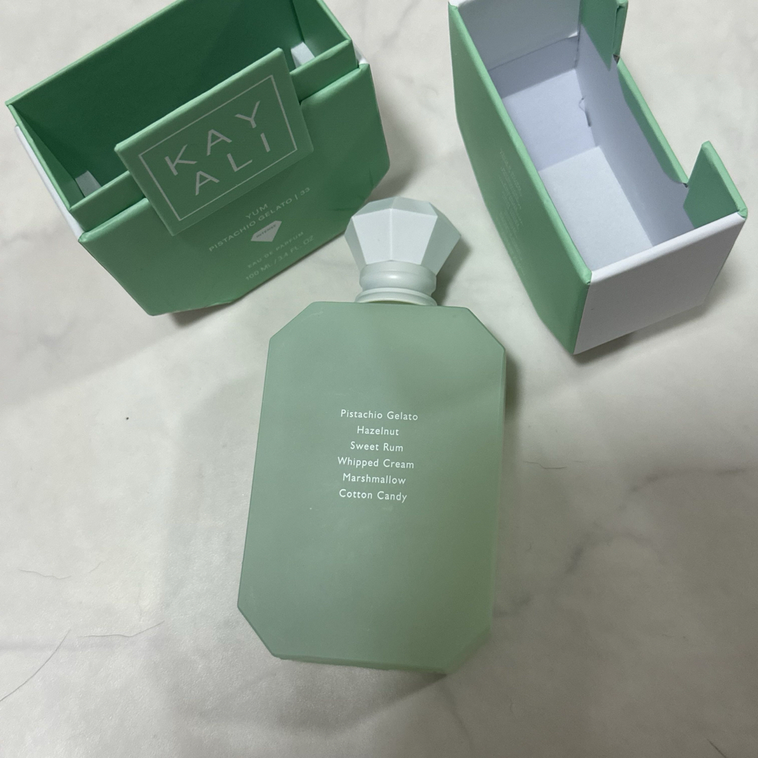 即納✨KAYALI カヤリ 100ml オードパルファム 香水 HUDA 33の通販 by