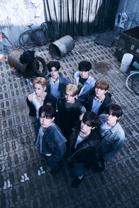 ALPHA DRIVE ONE THE 1ST MINI ALBUM 'EUPHORIA' 日本限定特典付きでご