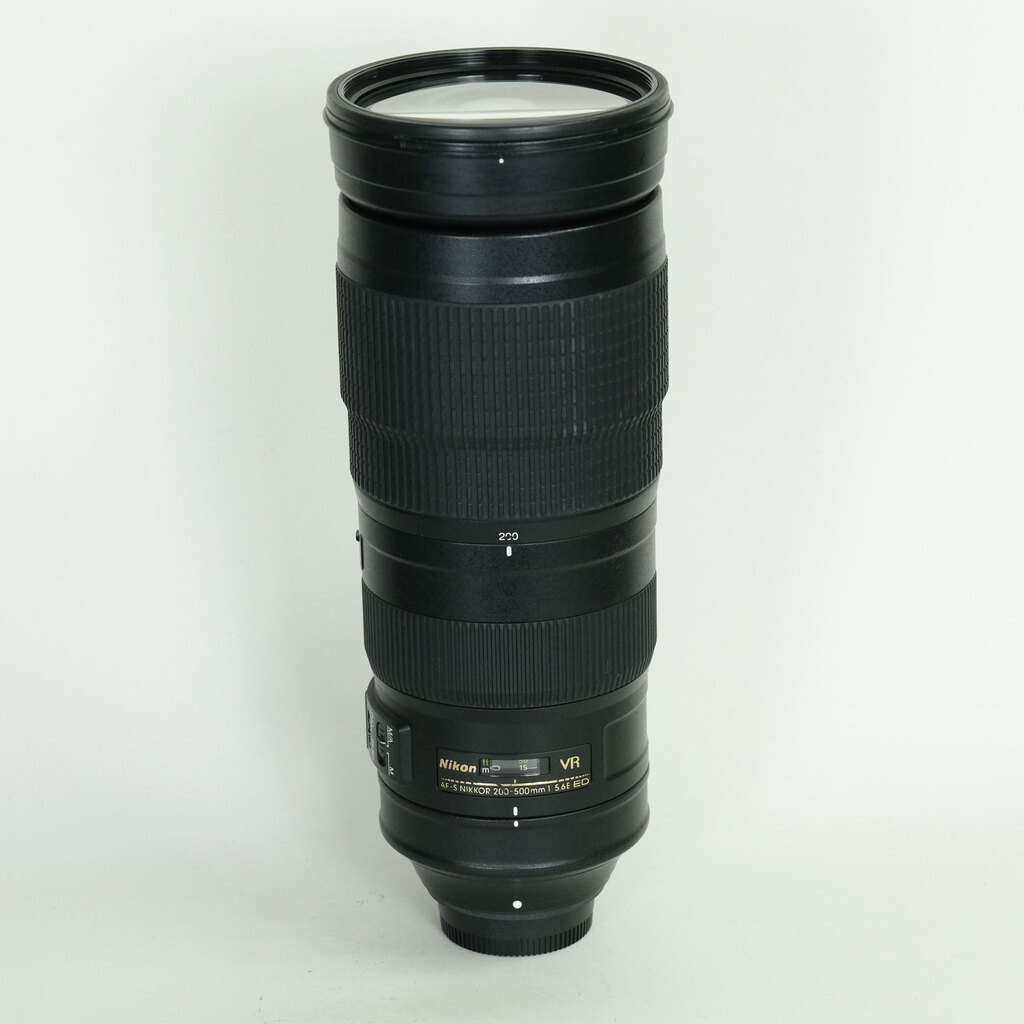 AF-S NIKKOR 200-500mm f/5.6E ED VR 中古価格比較 - 価格.com