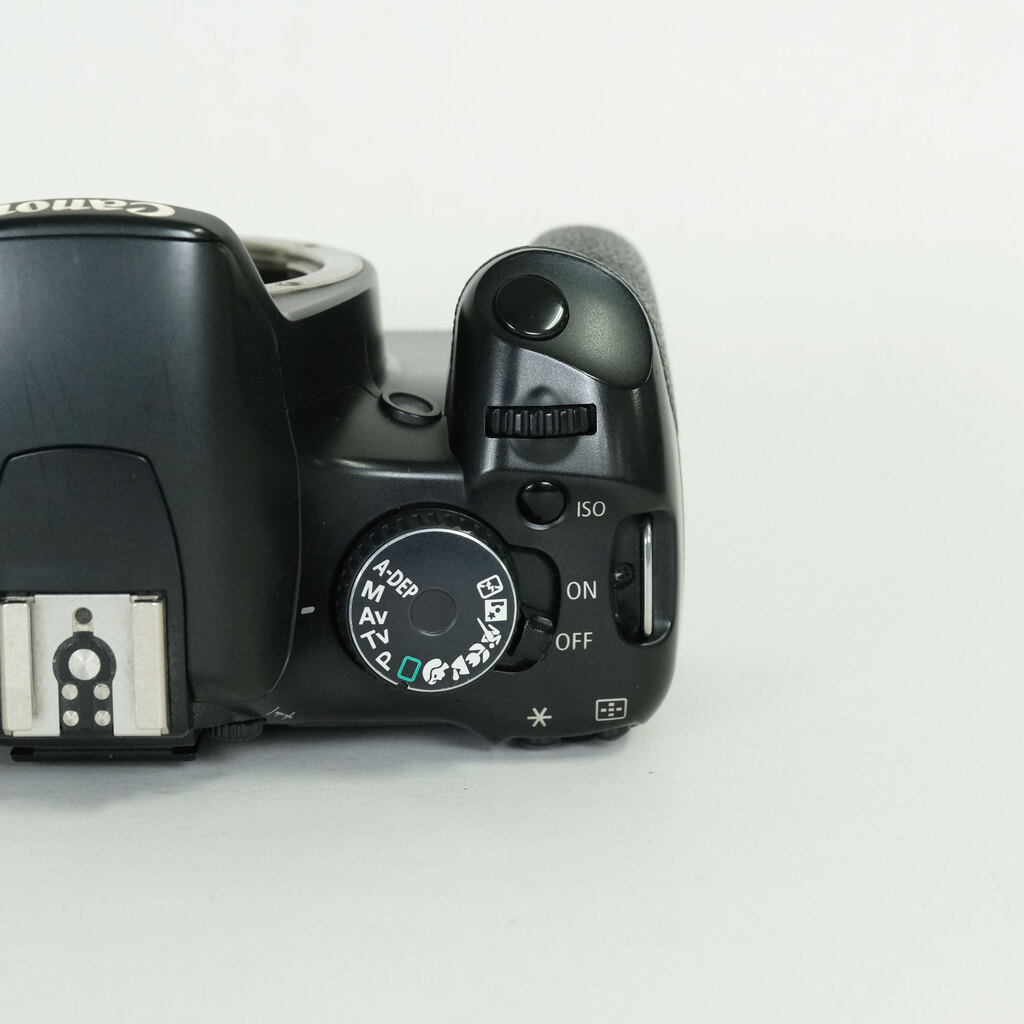 Canon EOS Kiss X2 ボディの出品 | ONE SCENE（ワンシーン）