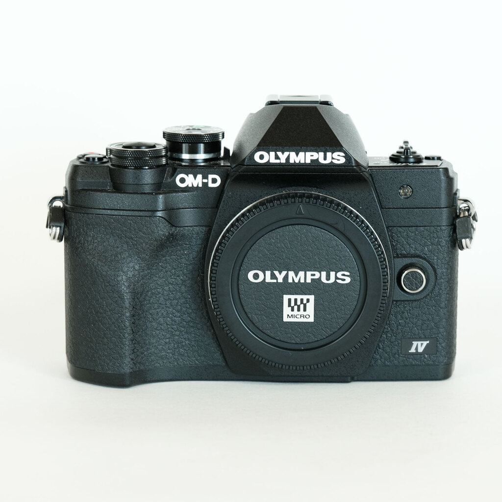 OLYMPUS OM-D E-M10 Mark IVの出品 | ONE SCENE（ワンシーン）