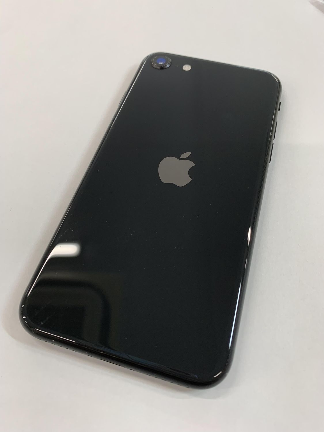 ムスビー｜Apple iPhone SE（第2世代） 256GB ブラック SIMフリー