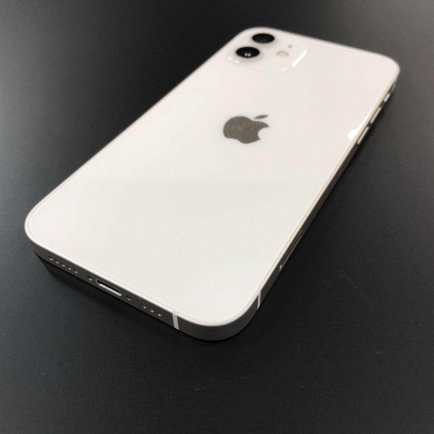 ムスビー｜Apple iPhone 12 64GB ホワイト SIMフリー バッテリー：99