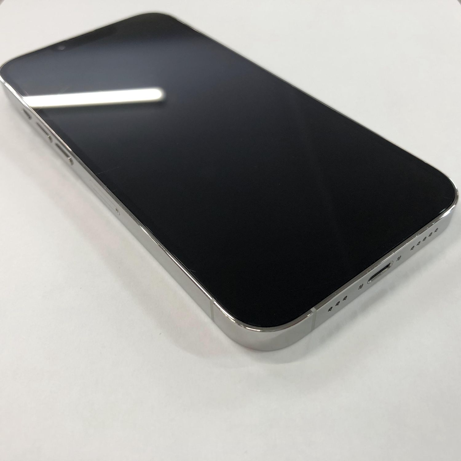 ムスビー｜Apple iPhone 13 Pro 256GB シルバー MLUP3J/A【iPhone13