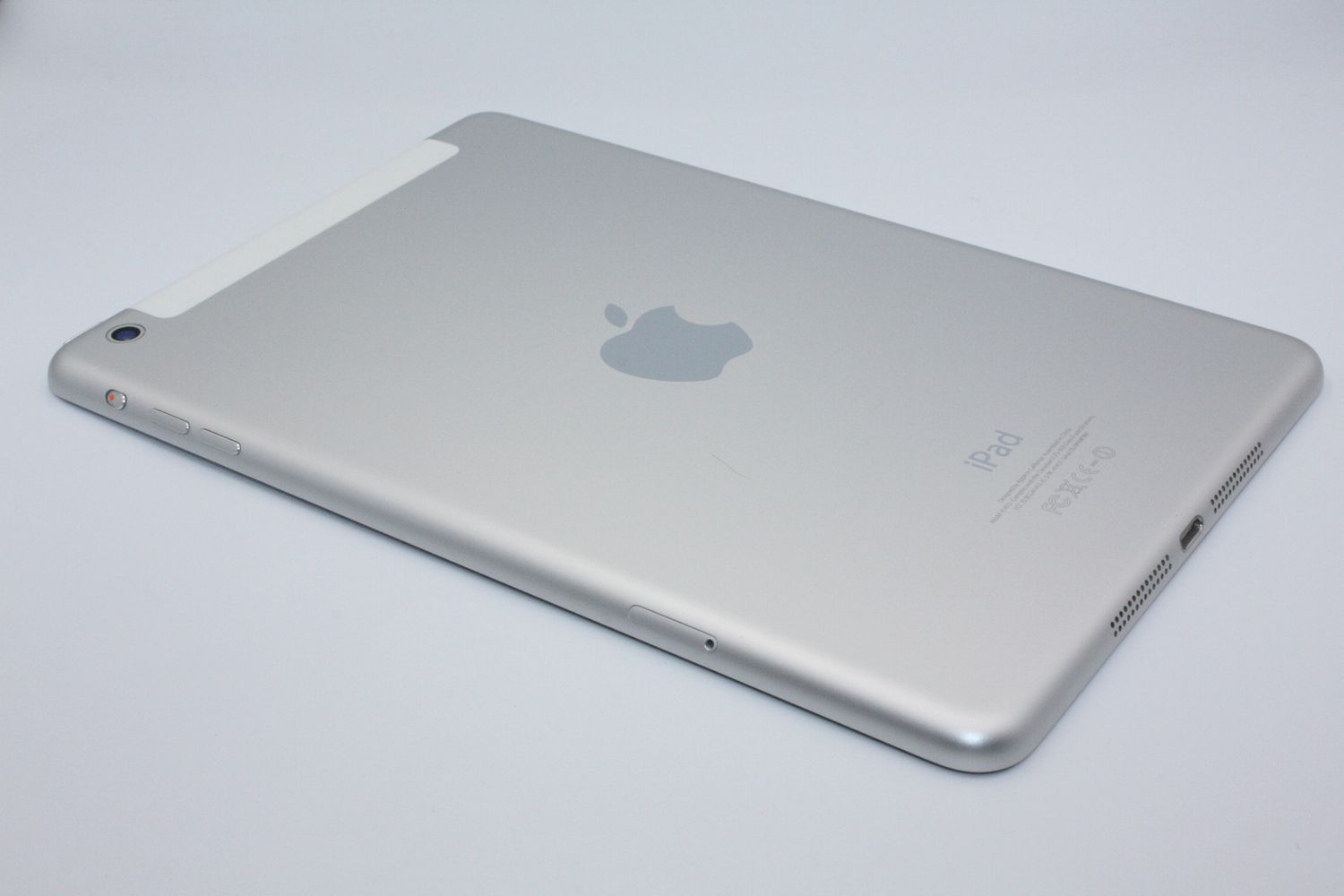 ムスビー｜iPadmini 第1世代 16GB Wi-Fi + Cellularモデル Silver