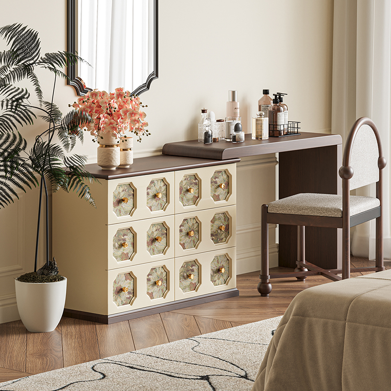 アンティーク調フラワードレッサーテーブル | 花の意匠で華やぐ、品格