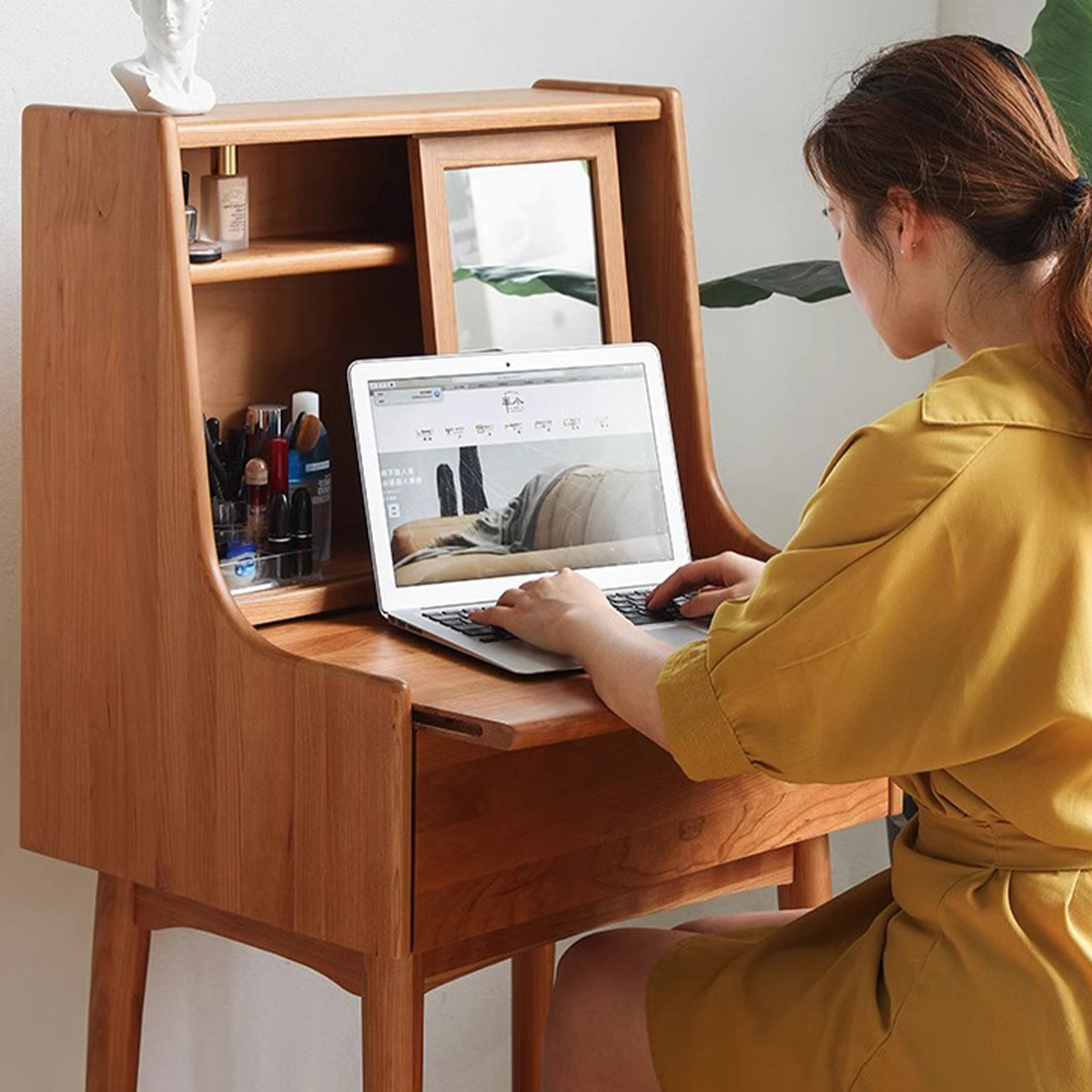 ミラー付きコンパクトウッドドレッサー | 高級感と機能性を兼ね備えた