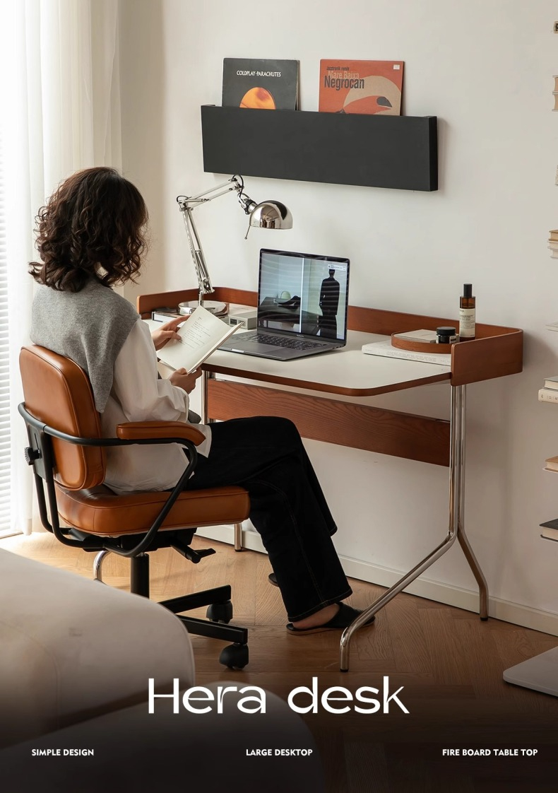 ホワイトアッシュ材 モダンデスク | 美しい木目と耐久性で毎日の作業を