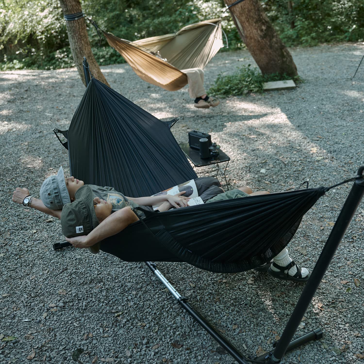 Naturehike ハンモック 吊り下げ式 蚊帳付き 耐荷重200kg ポール付き