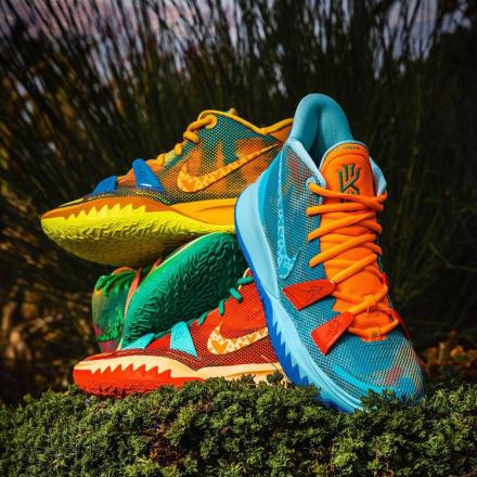 海外1月20日発売予定】スニーカー ルーム × ナイキ カイリー 7 