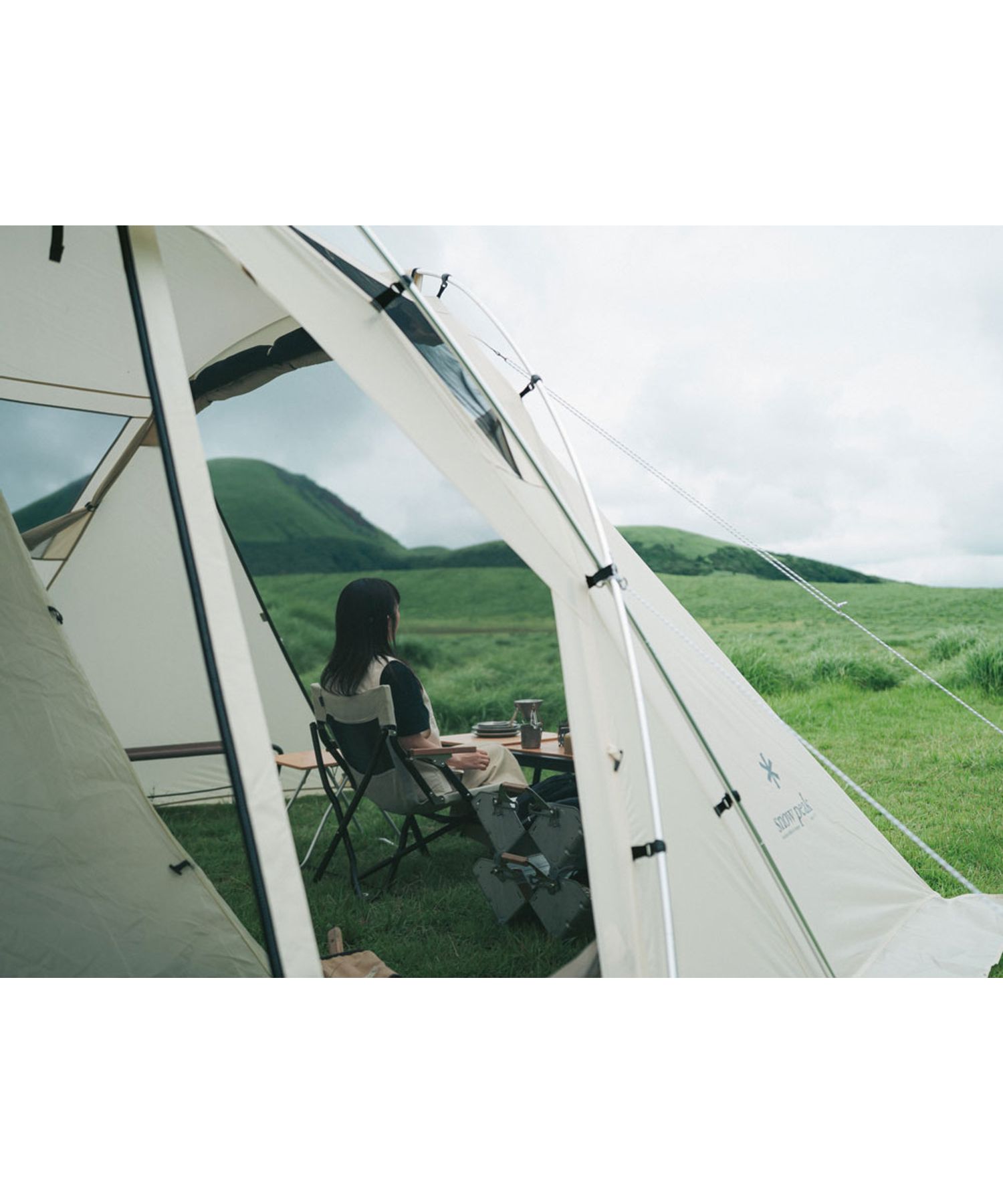 リビングシェル アイボリー| スノーピーク(Snow Peak)