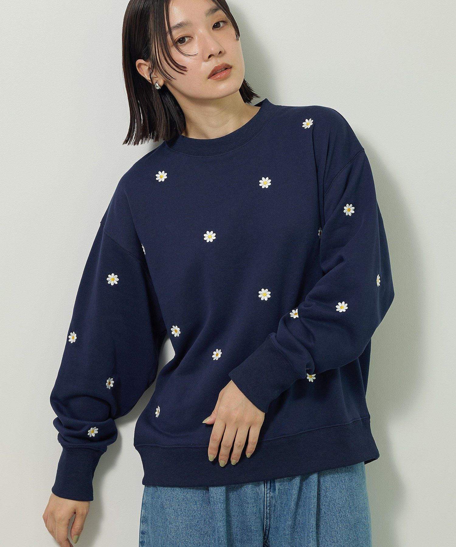 swing by デイジー刺繍スウェット/Green Parks（グリーン パークス）の