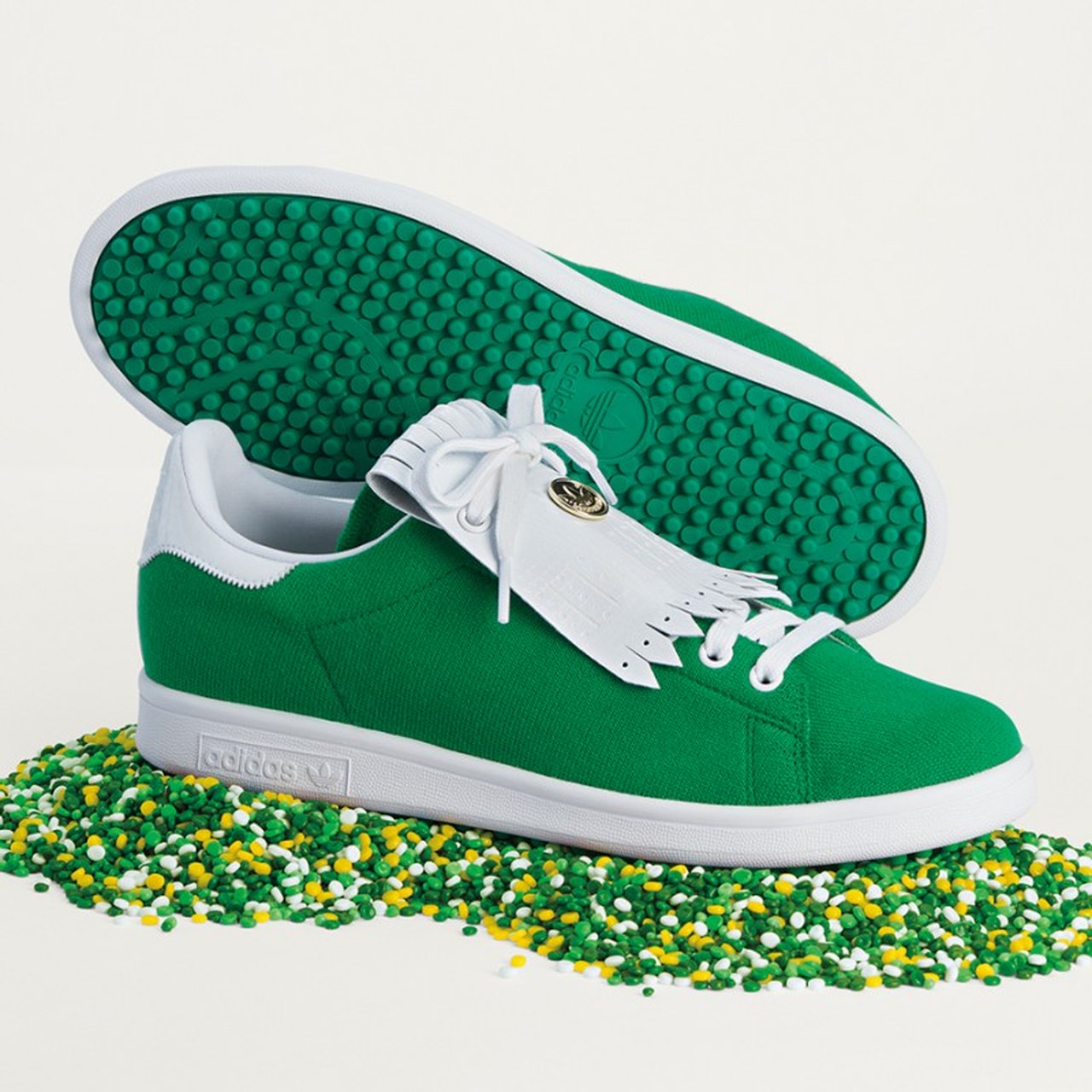 Gallery】あえて街で履きたい「スタンスミス」のゴルフシューズが