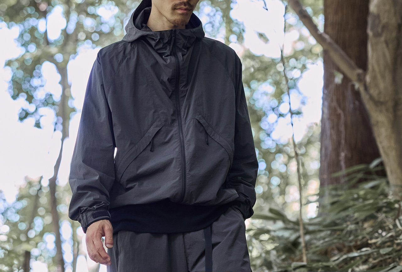 大人の秋冬セットアップ】機能もシルエットも秀逸。「ゴールドウイン