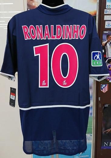 パリ、サンジェルマン（H)02/03 ロナウジーニョ＃10+パッチ付。