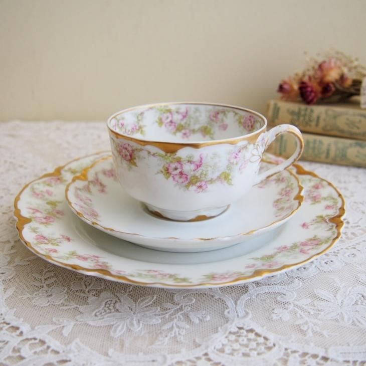 フランス Limoges Haviland リモージュ アビランド ピンクのお花模様