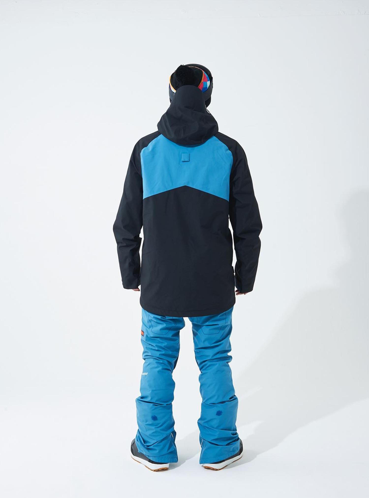 INSANE JKT [GORE-TEX?] 2L BLACK x D-BLUE 展示サンプル Mサイズ