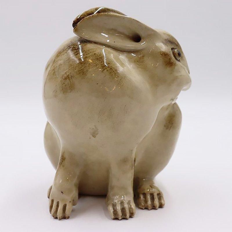 アンティーク日本製うさぎの陶磁器置物 1926年製