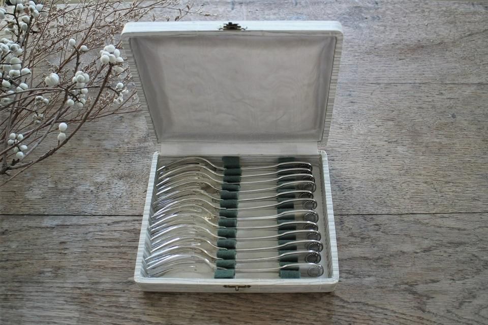 フランス製クリストフルシルバーケーキフォーク12本セット