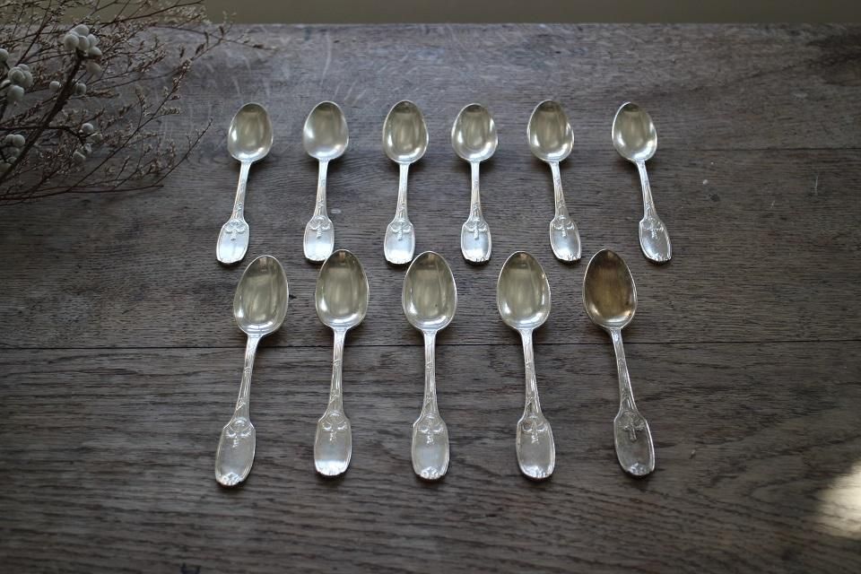 クリストフルのアンティーク特集｜シルバーウェア・カトラリー・トレイ一覧