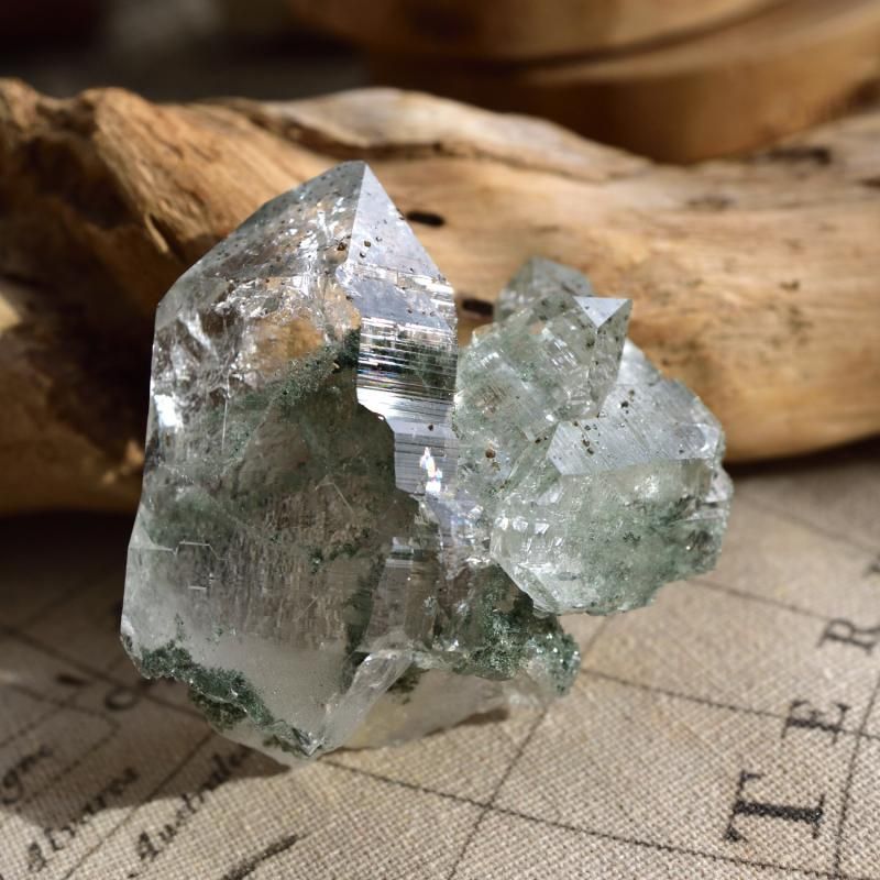 ヒマラヤ水晶 クローライト グインデル 魂の癒し インド・マニハール産