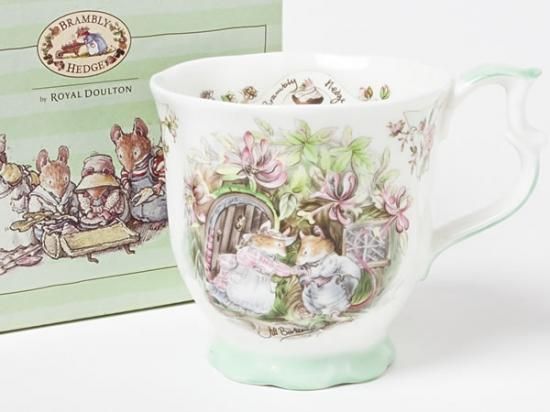 送料無料】ロイヤルドルトン ブランベリーヘッジ（サマー）マグカップ