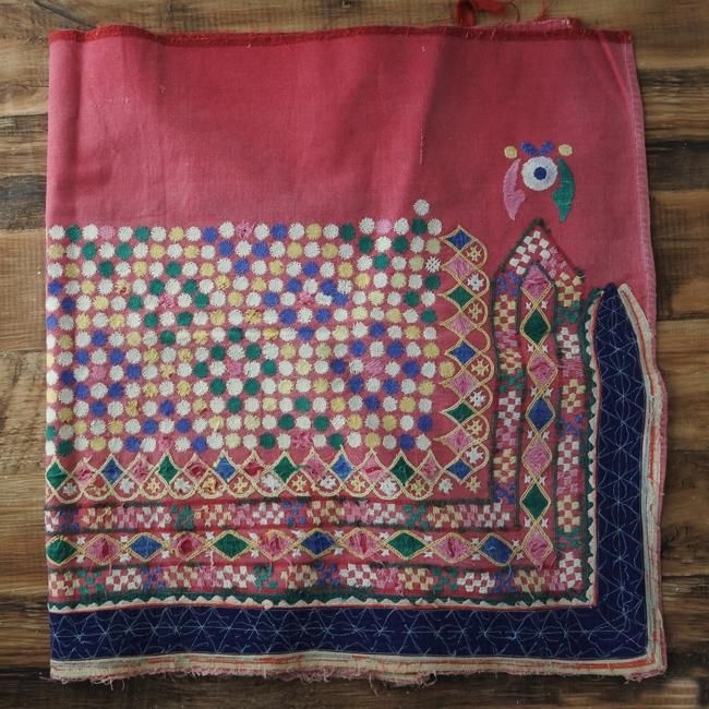 インドのビンテージ刺繍 オールドサリー タペストリーの通販店