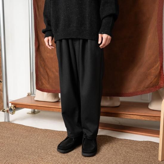 STILL BY HAND スティルバイハンド 「Wool Jersey Two Tuck Pants