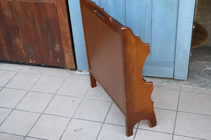 Karimoku(カリモク家具)のCOLONIAL(コロニアル)シリーズ マガジン