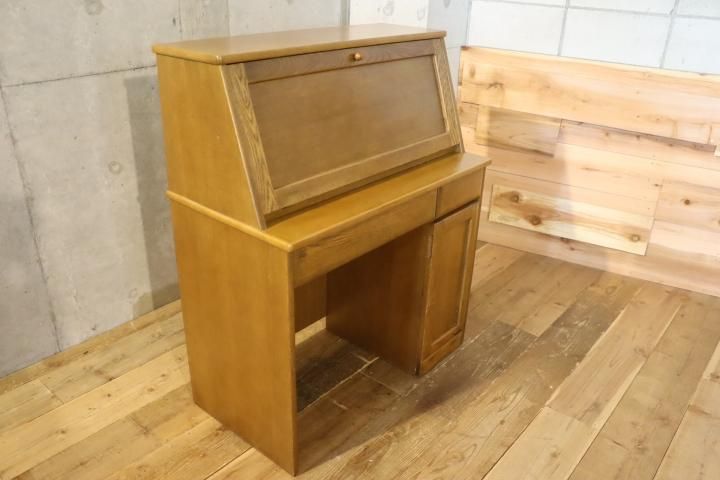 老舗家具メーカーHAMAMOTO(浜本工芸)のナラ無垢材を使用した