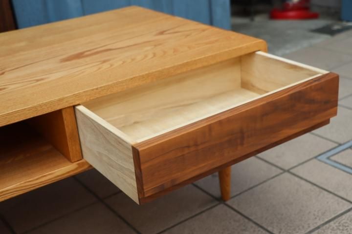 ACTUS(アクタス)で取り扱われていたSTMPHONY(シンフォニー)リビング