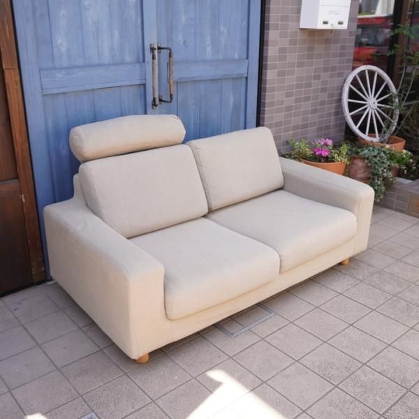 人気の無印良品(MUJI)のウレタンポケットコイル 2シーターソファ