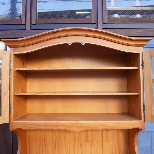 Francebed(フランスベッド)のパイン材を使用した南欧カントリー