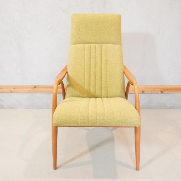 unico(ウニコ)取扱い、DOZE(ドゥーゼ)ハイバックチェアです。チェコの