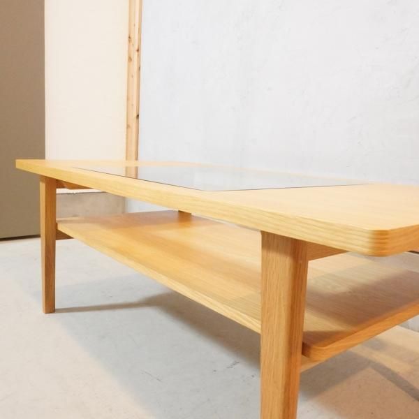 unico(ウニコ)のSIGNE(シグネ)シリーズのローテーブルです。オーク材の