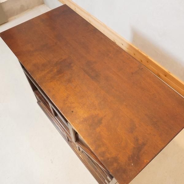 値下げ/松本民芸家具の廃番稀少な茶箪笥のご紹介です。クラシカルな