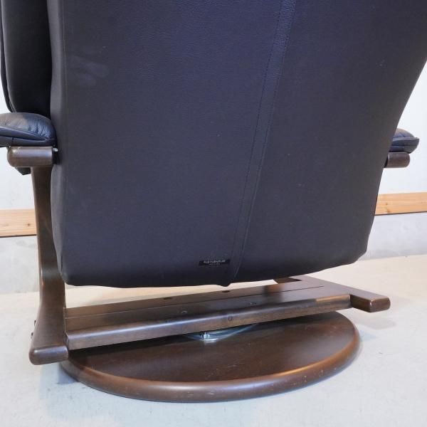 FUJI FURNITURE(冨士ファニチア) の回転式 本革リクライニングソファ