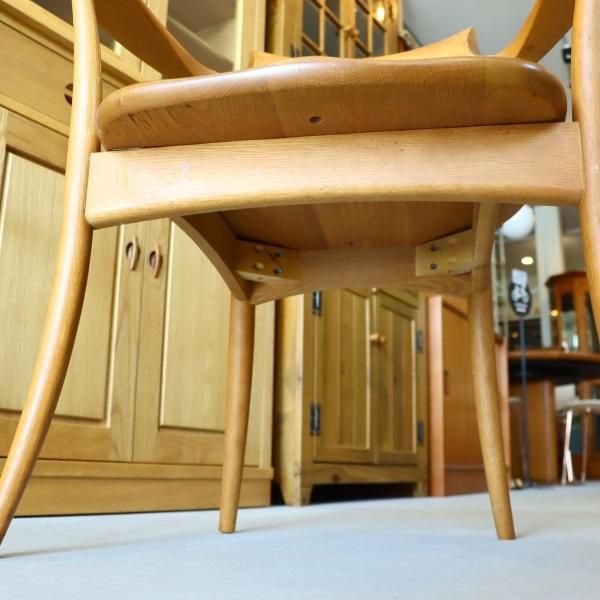 キツツキマークでお馴染みの飛騨産業より佐々木 敏光デザインの