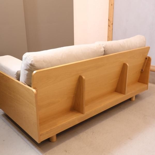 人気の無印良品(MUJI)のオーク材 2人掛けソファーです♪板と脚でできた