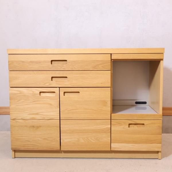 人気のunico(ウニコ)よりHUTTE(ヒュッテ)シリーズ のキッチン