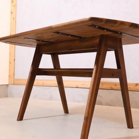 unico(ウニコ)のSWELLA(スウェラ)ダイニングテーブルW1200です