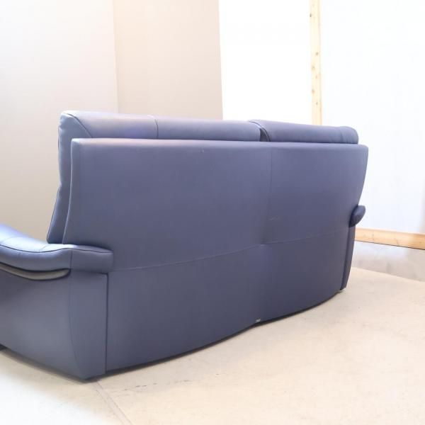 人気のkarimoku(カリモク家具)よりChitano(チターノ)の本革を使用した