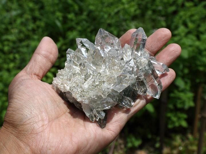 マニハール産ヒマラヤ水晶クラスター - ヒマラヤ水晶専門店 ヒマラヤン