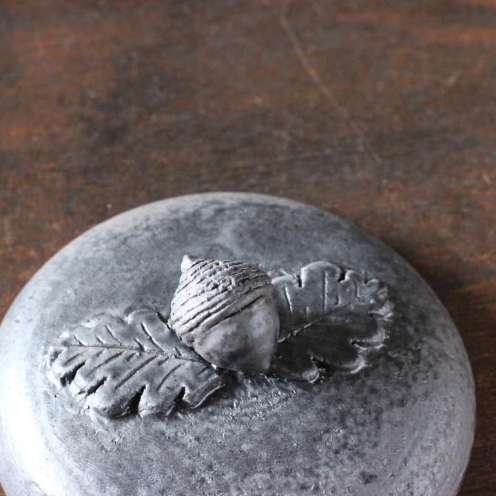 石渡磨美 どんぐり炊飯土鍋 1合 黒錆 - 作家ものの器と生活雑貨 on-la