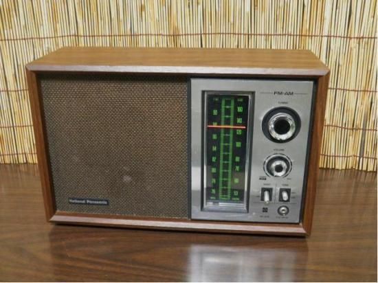ナショナル パナソニック ラジオ RE－675 - 「宝の森」昭和レトロ