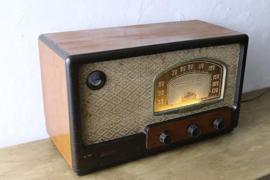 昭和レトロ“真空管ラジオ”/Bluetoothスピーカー/cabinet sugiura/w43cm