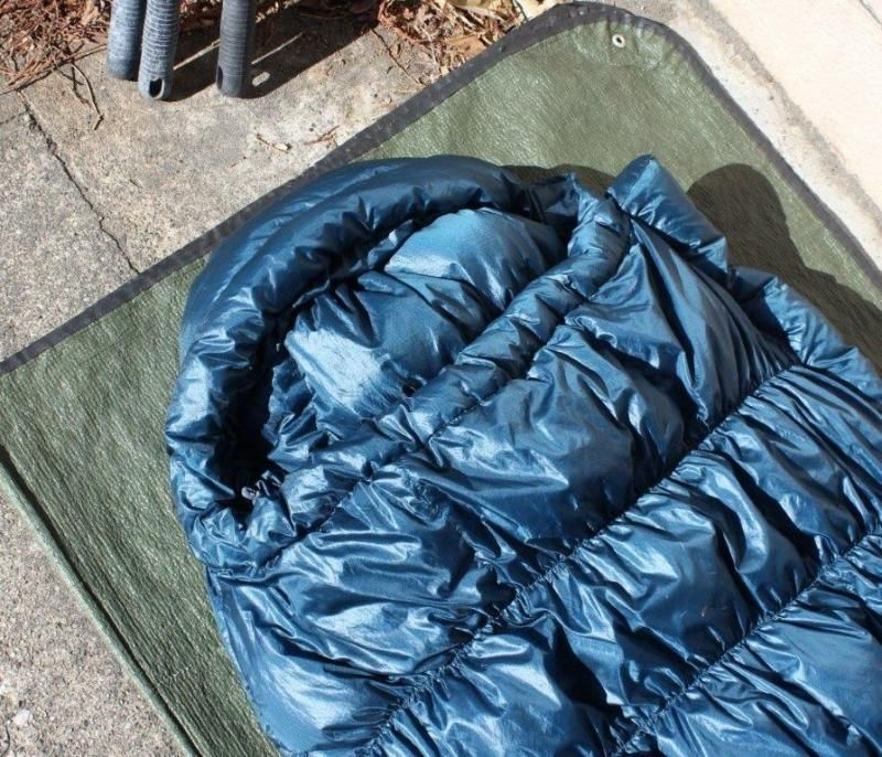 mont-bell モンベル＞ U.L. SUPER STRETCH DOWN HUGGER #4 U.L.